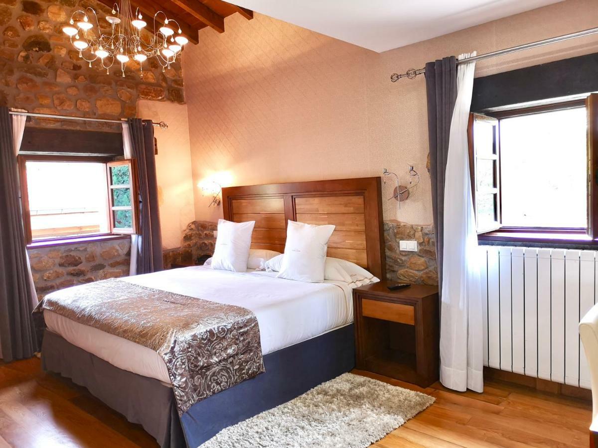 Hotel Suites Valles Pasiegos Saro Exterior foto