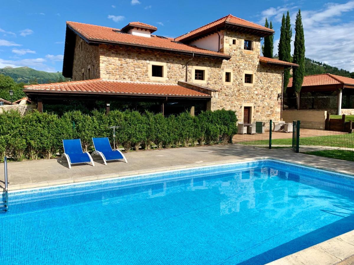 Hotel Suites Valles Pasiegos Saro Exterior foto